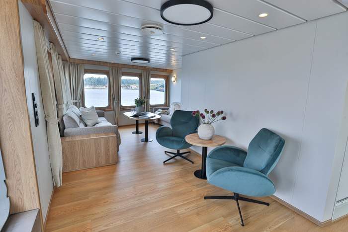 MV Vikingfjord Lounge MidStern View Secret Atlas.jpg
